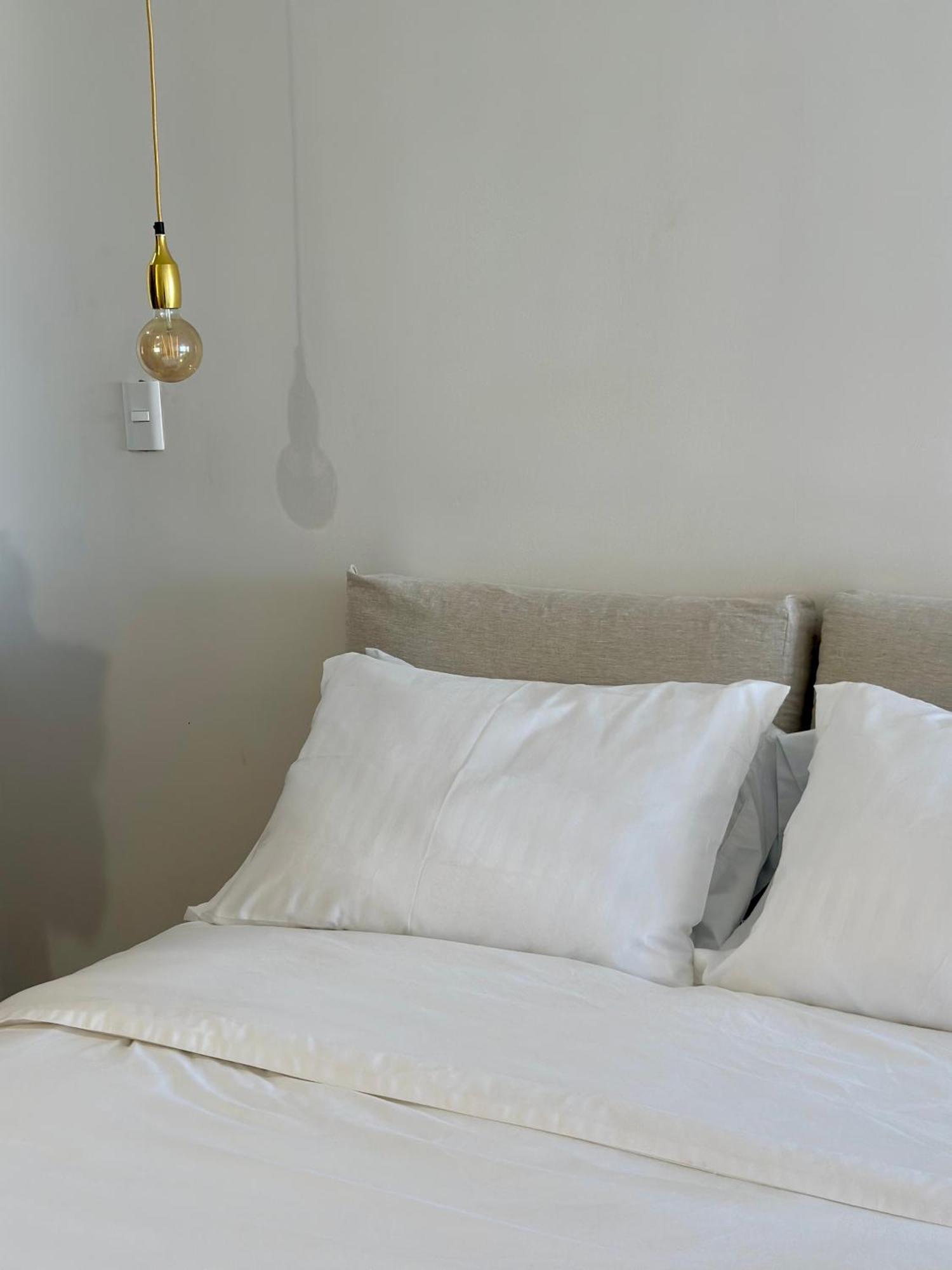 Old City Duplex With Pool! Apartamento *
